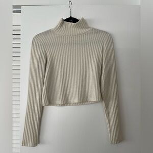 Aritzia Wilfred Free Cream Cropped Turtleneck